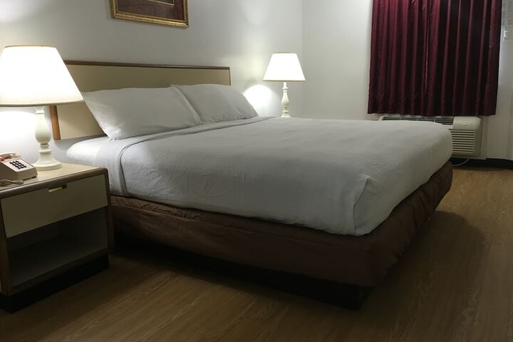 Room 25 of 30