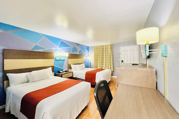 Hometown INN