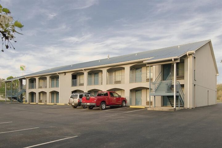 Hotel 2 of 20