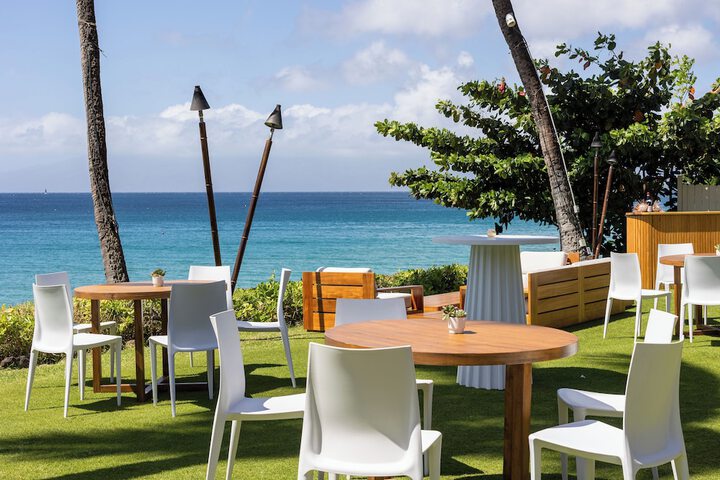 Royal Lahaina Resort & Bungalows