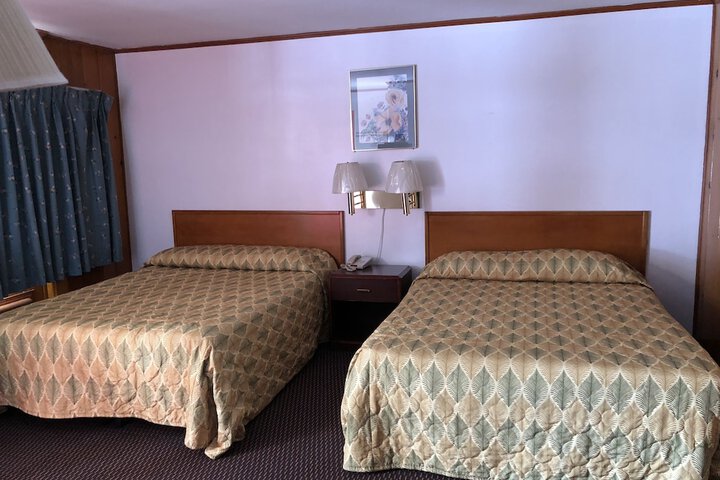 Sun N Snow Hotel