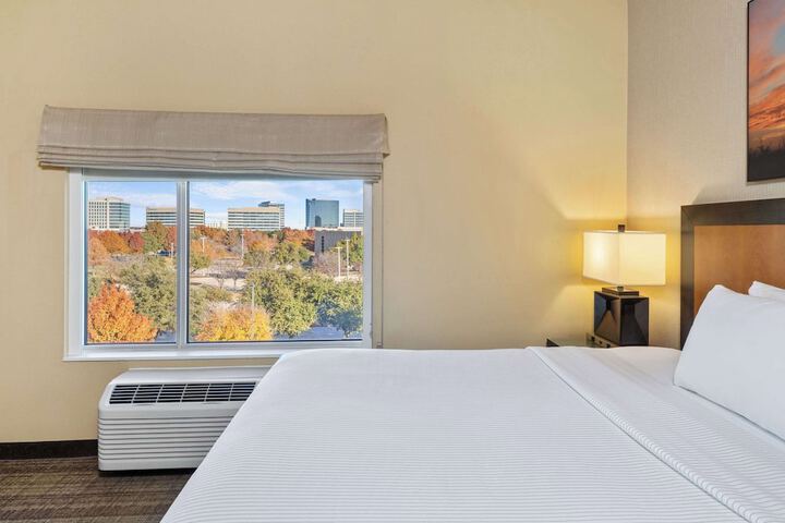 Cambria Hotel Plano Frisco