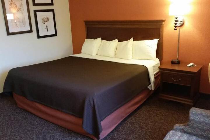AmericInn by Wyndham Forest Lake