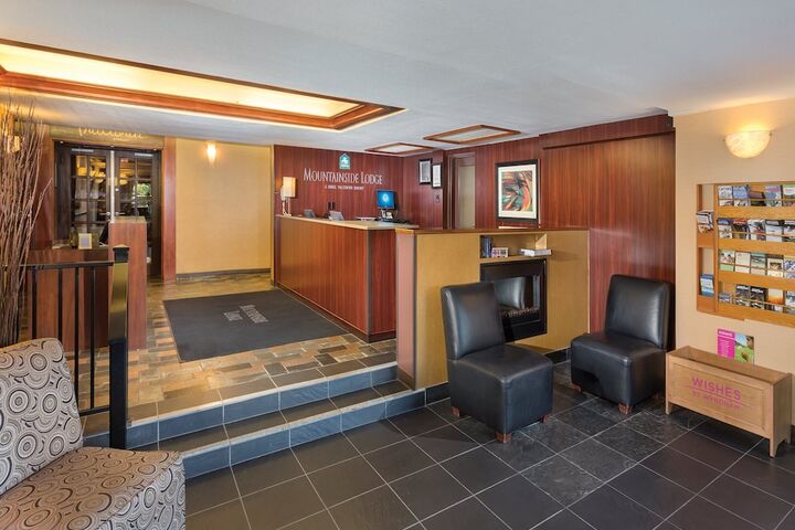 Hotel Interior 23 of 64