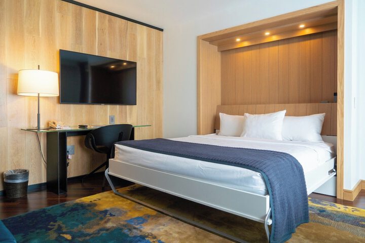The Windsor Suites
