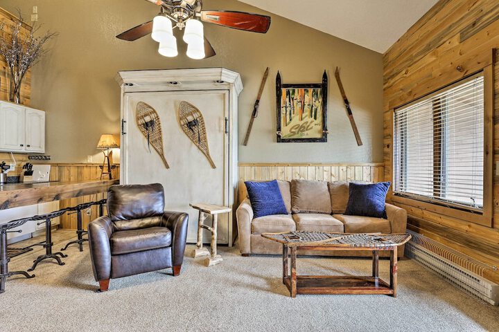 Granby Condo w / Pool Access Near Hiking & Skiing!