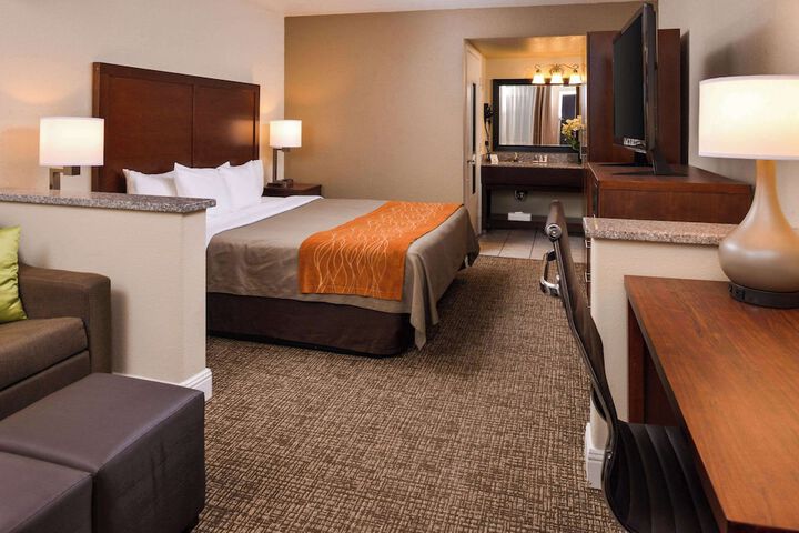 Room 21 of 48