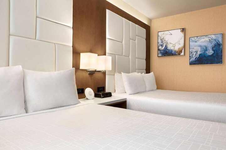 Room 46 of 84