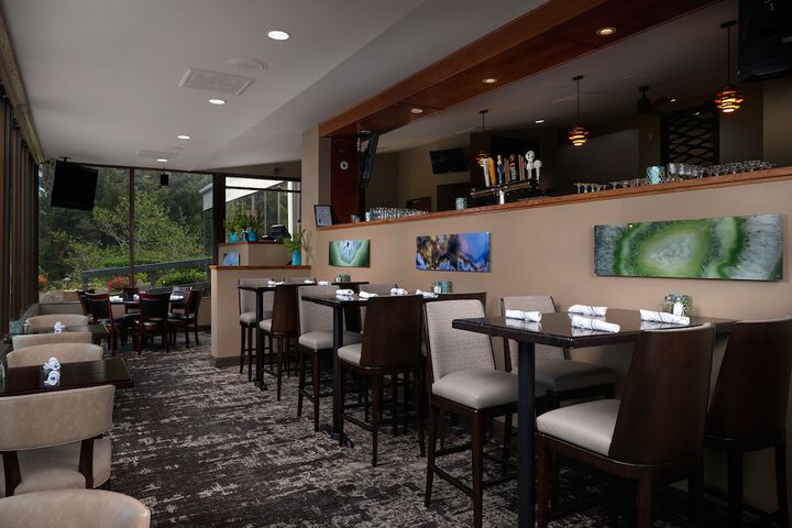 Best Western Plus Agate Beach Inn
