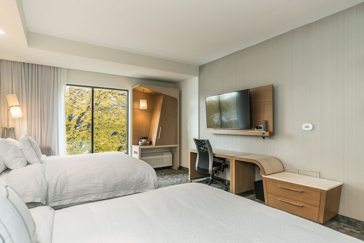 Room 16 of 35