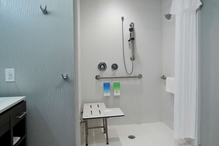 Room 20 of 32