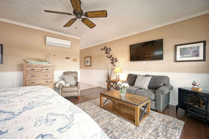 Room 18 of 30