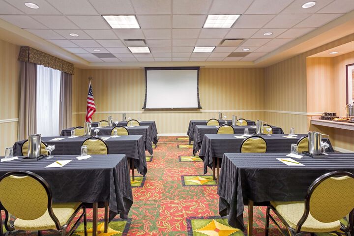 Hilton Garden Inn Saratoga Springs