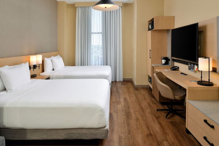 Room 8 of 42
