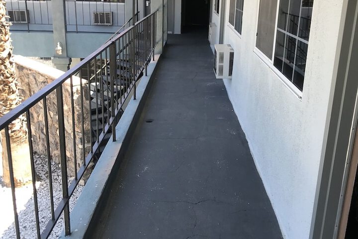 Hotel 11 of 80