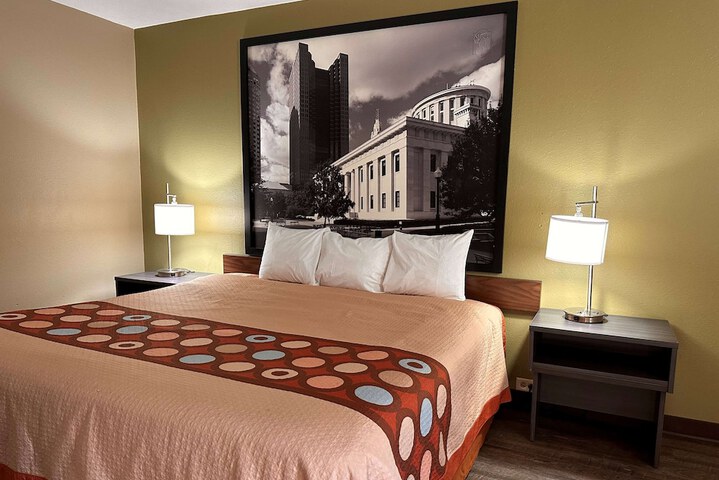 Room 23 of 50