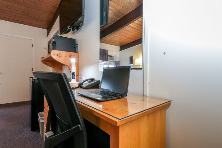 Room 21 of 52