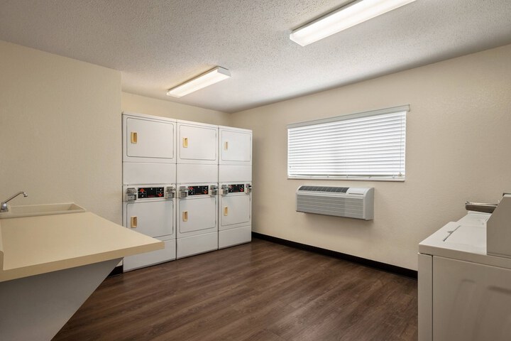 Room 16 of 29
