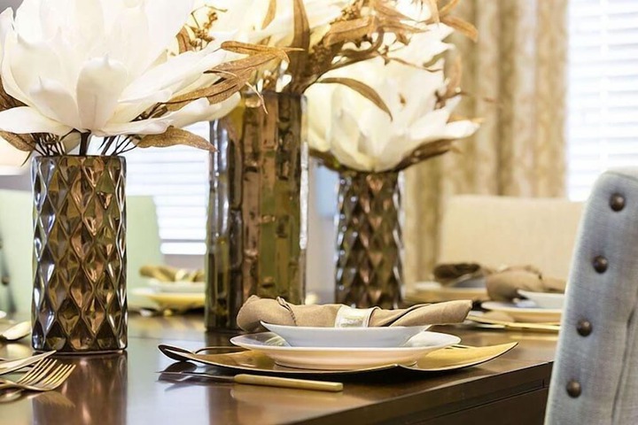 Dining 20 of 25