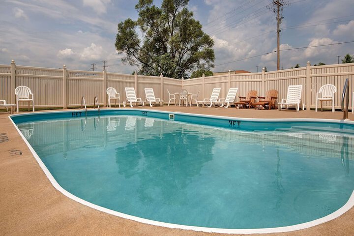 Pool 6 of 60