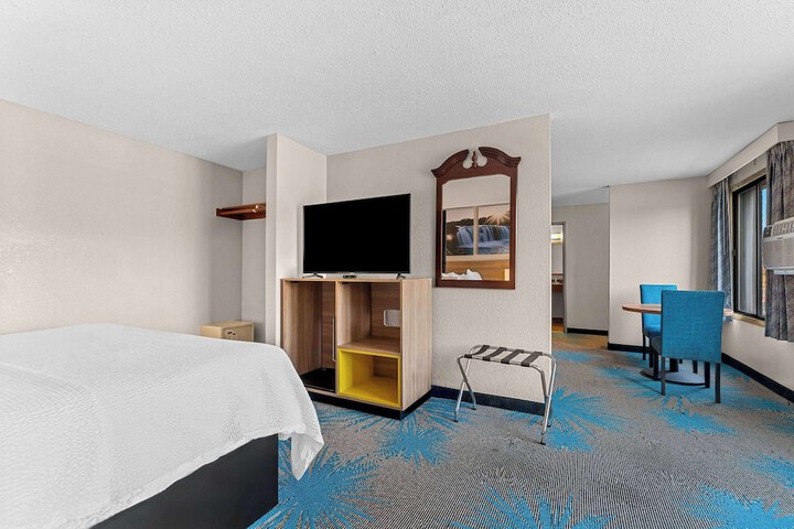 Room 31 of 40