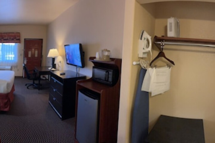 Room 22 of 72