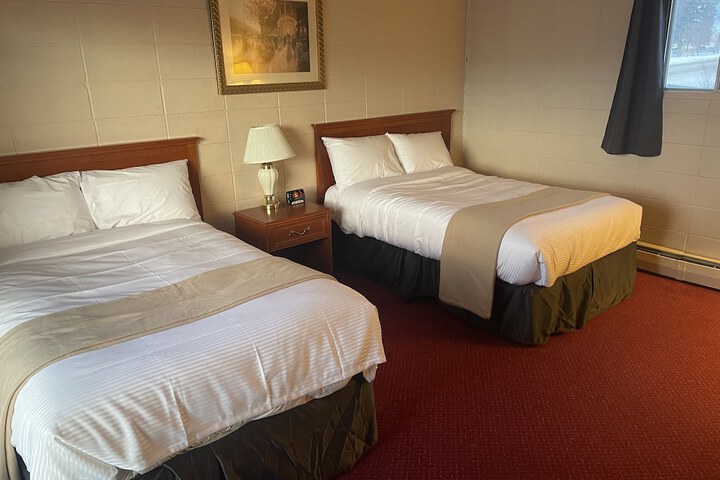 Room 9 of 47