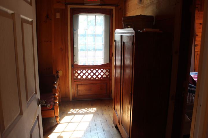 Room 82 of 127