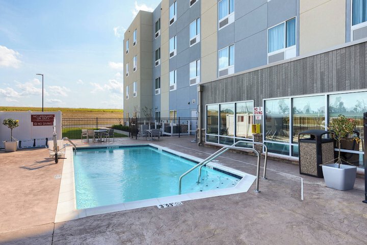Pool 3 of 33