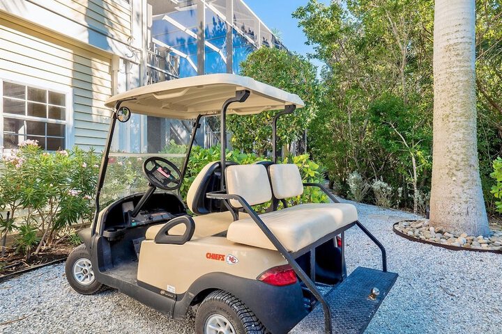 The Palm and Shell Captiva Island Private Luxury Home With Pool hot tub and Beach Access