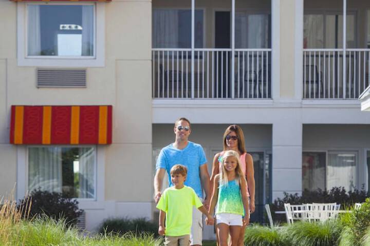Cedar Points Hotel Breakers