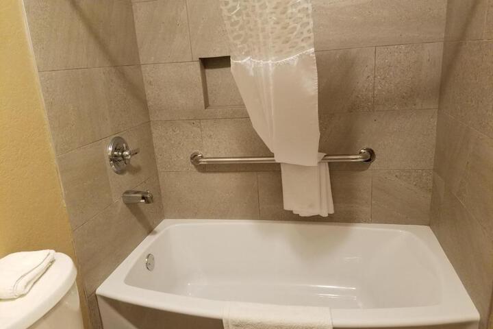 Budget Inn
