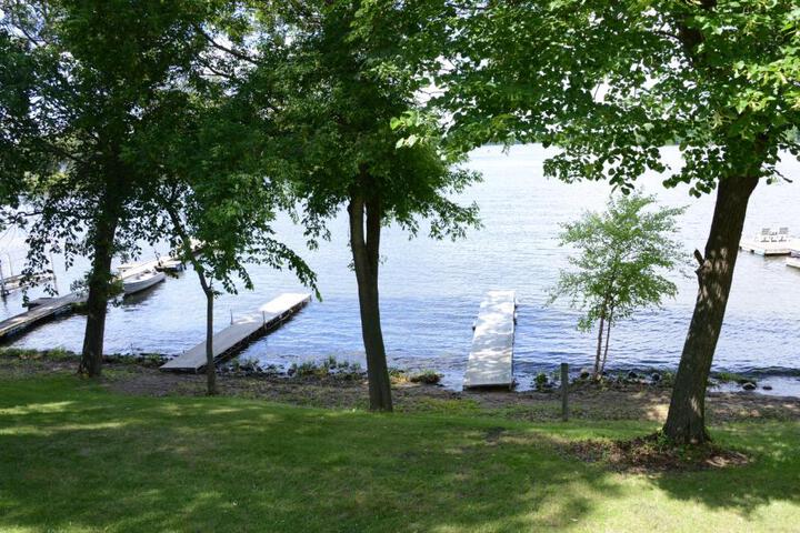 Riverside Resort