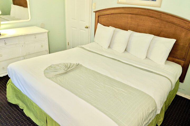 Room 43 of 61