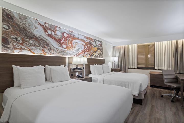 Crowne Plaza Executive Center Baton Rouge by IHG
