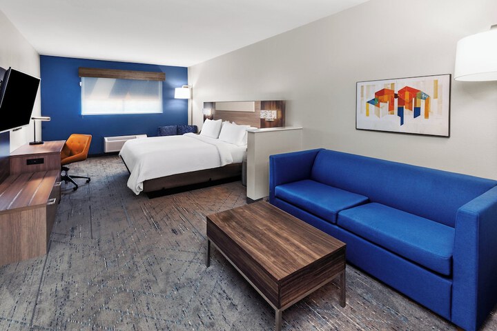 Room 16 of 67