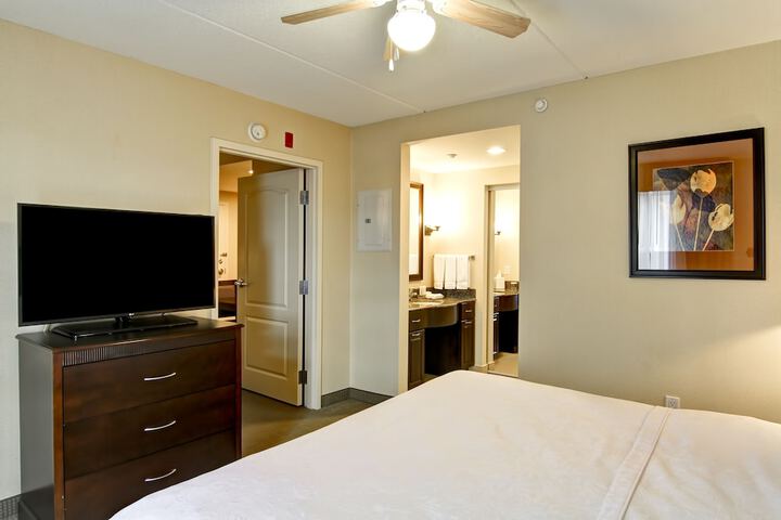 Room 18 of 30