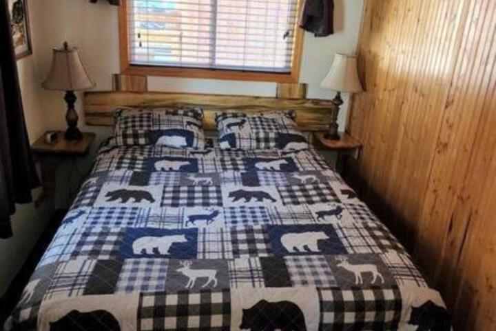 Allen Gulch Cabins