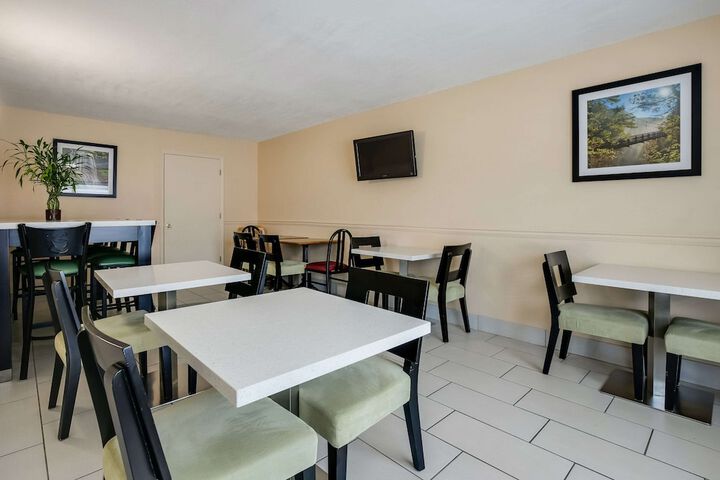 Quality Inn & Suites Mt. Chalet