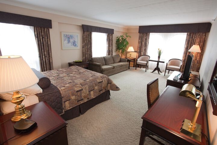 Room 33 of 52