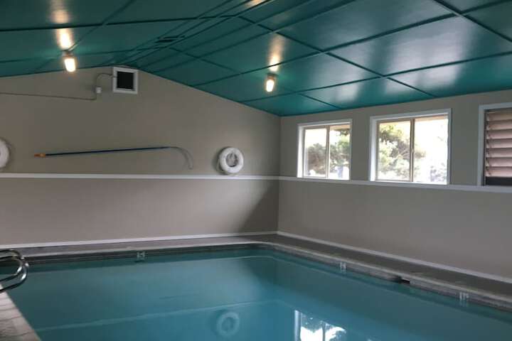 Pool 10 of 66