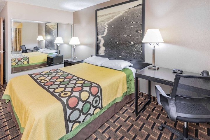Room 45 of 58