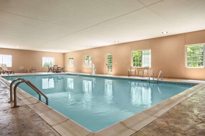 Pool 3 of 21