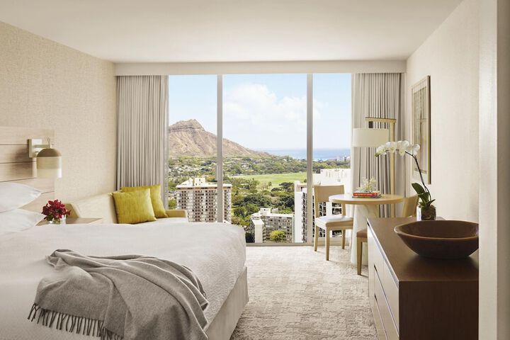 Alohilani Resort Waikiki Beach