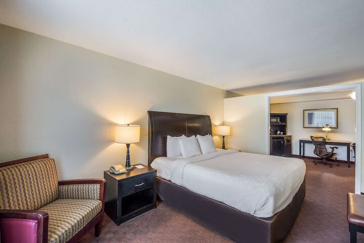 Room 54 of 115