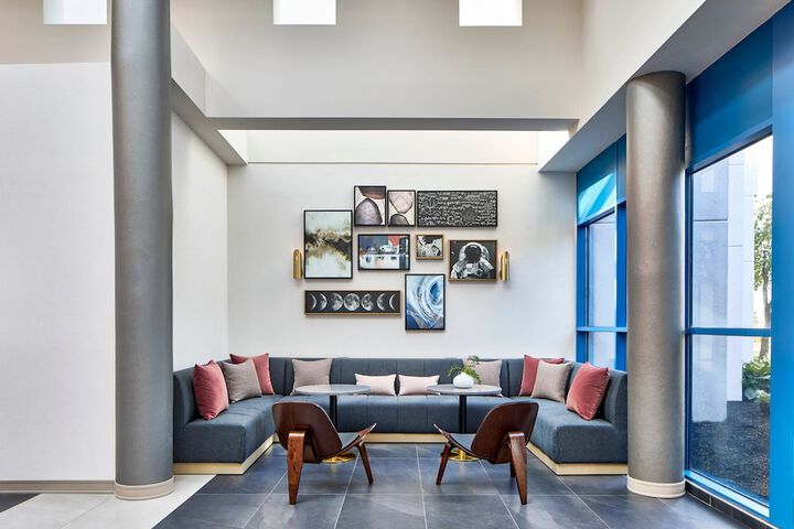 Delta Hotels by Marriott Toledo