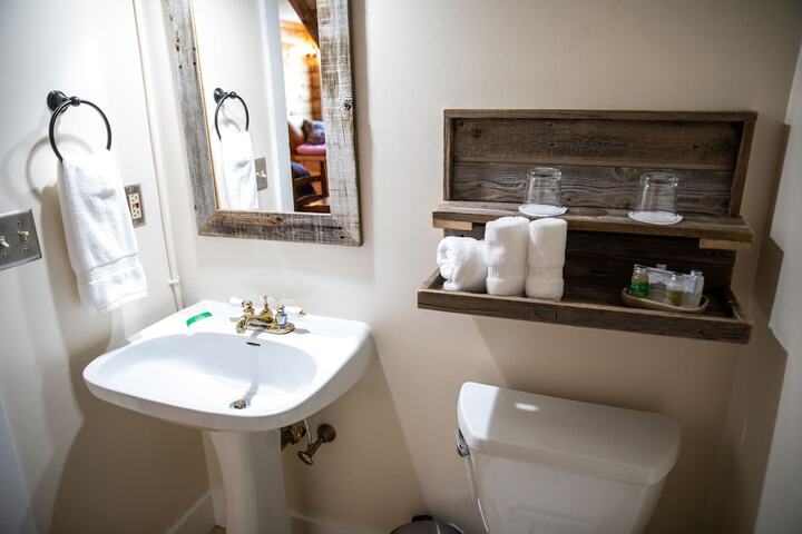 The Woodstocker B & B