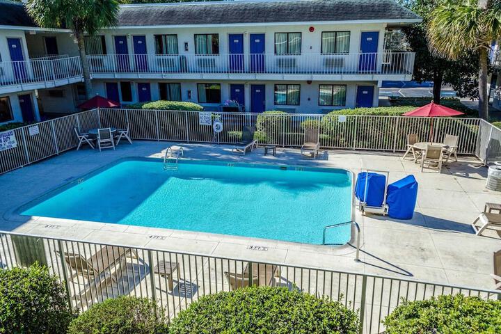 Pool 7 of 43