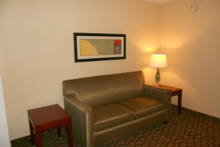 Room 14 of 62