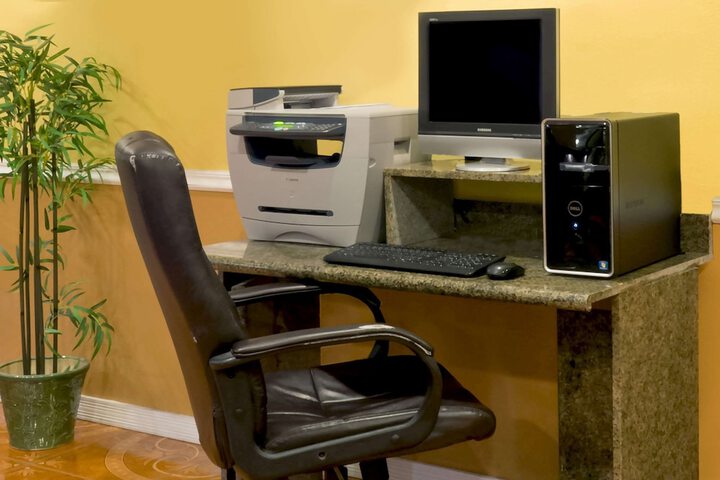 Business Center 15 of 15
